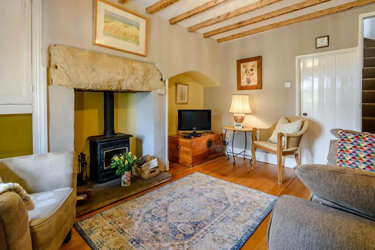 Snowdrop Cottage 웨더비